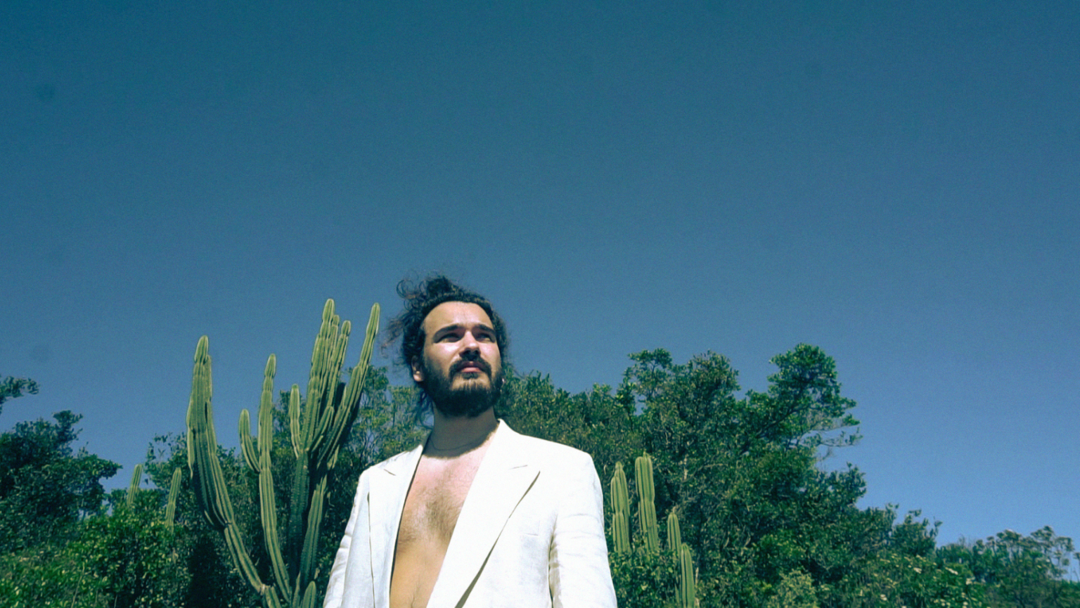 Duda Raupp souligne l’importance de la nature dans son nouveau single « Planos Pra Nós » avec Rashid et Ivyson Duda Raupp (Amanda Flores)