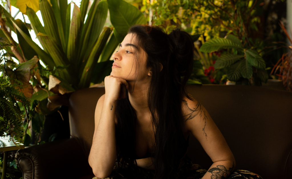 Nina Camillo sort « Nascente », son premier EP, et marque une nouvelle étape dans sa carrière Nina Camillo (Amilcar Neto)