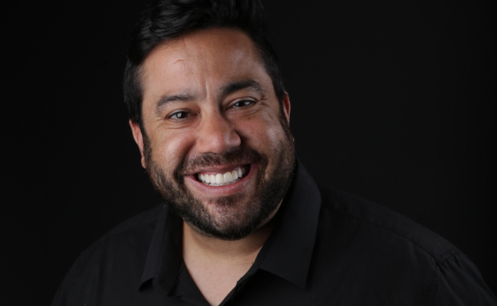 Raphael Monteiro se distingue en tant que directeur de casting et promeut de nouveaux talents pour de grandes productions Raphael Monteiro