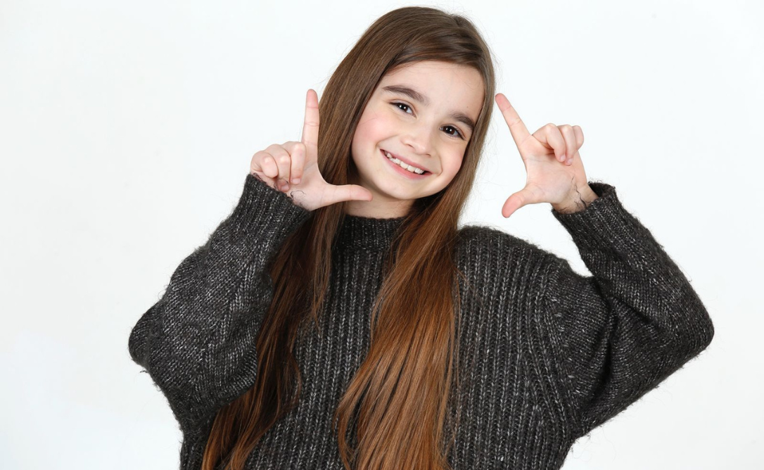 Elisa Penido, 9 ans, rejoint le casting de « A Vida de Jó », la nouvelle super production de Record TV