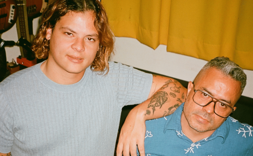 VARO sort « Território Latinoamericano » et célèbre la diversité musicale des peuples d’Amérique latine Duo Varo (AJ Santa Rosa)