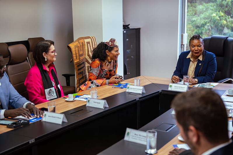 Dans les coulisses, Uiara Zagolin