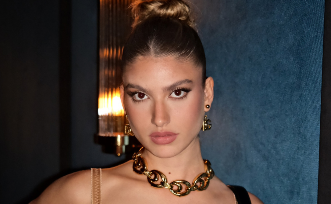 Giovanna Grigio consolide sa carrière internationale et élargit sa polyvalence dans les médias audiovisuels