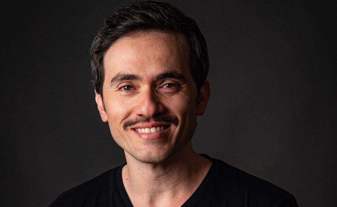 Guilherme Rodio fait ses débuts sur Globoplay dans une série inspirée d’une affaire réelle qui a marqué le Brésil
