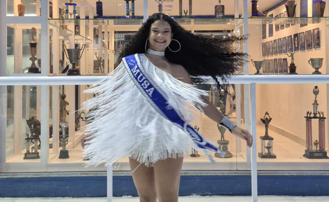 Malu Xavier s’impose dans le monde de la samba et des médias, et vise de nouveaux sommets au Carnaval