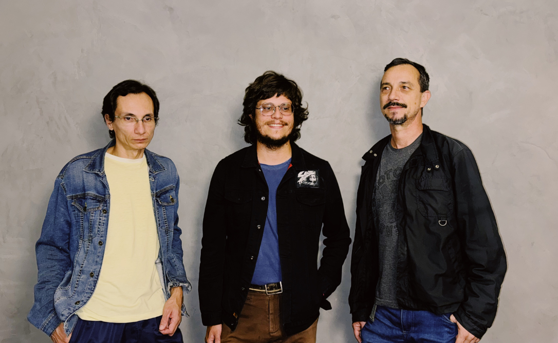 Capim Cósmico transforme le chaos personnel en rock viscéral sur l’album Ruído Colatéral Crônico